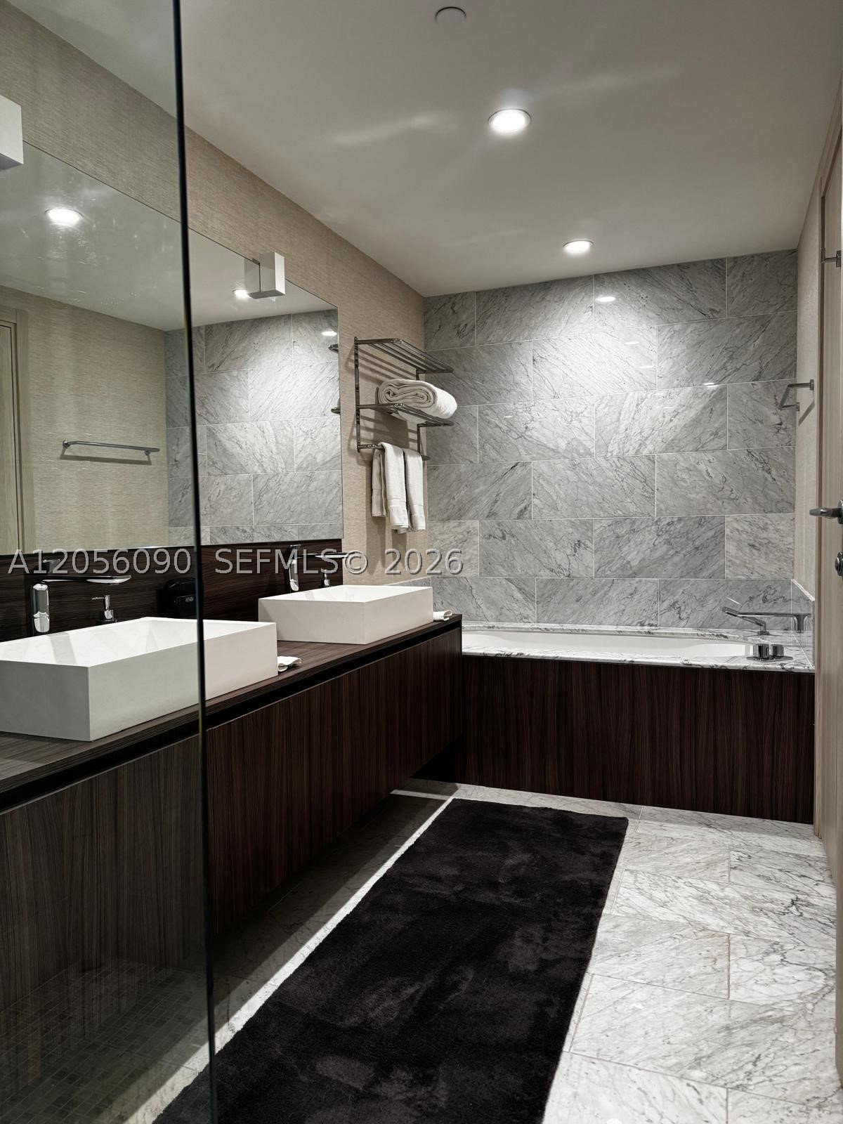 1000 Brickell Plaza #2301, Miami FL 33131
