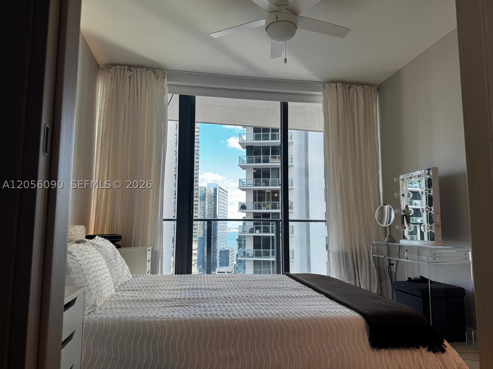 1000 Brickell Plaza #2301, Miami FL 33131