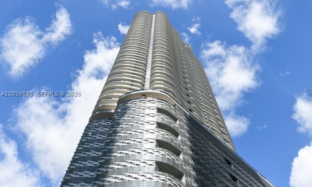 1000 Brickell Plaza #2301, Miami FL 33131