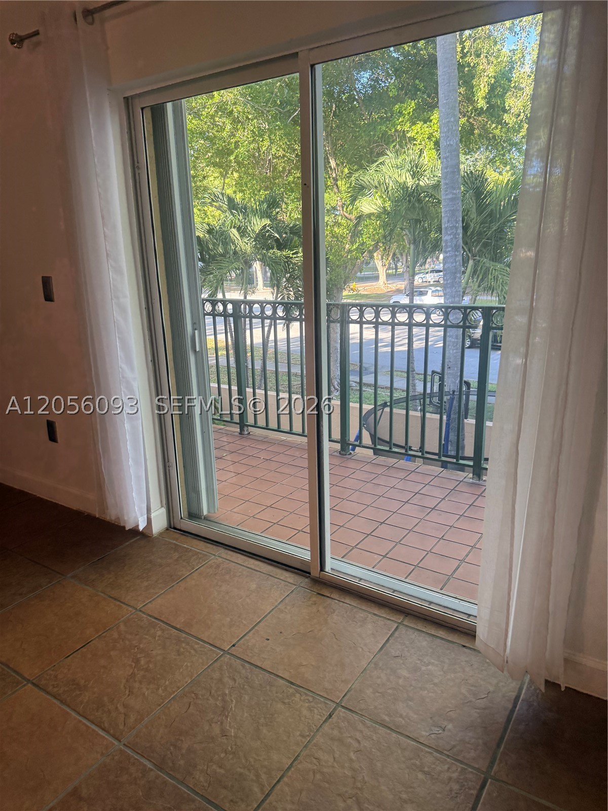 10010 Hammocks Blvd #203-2, Miami FL 33196