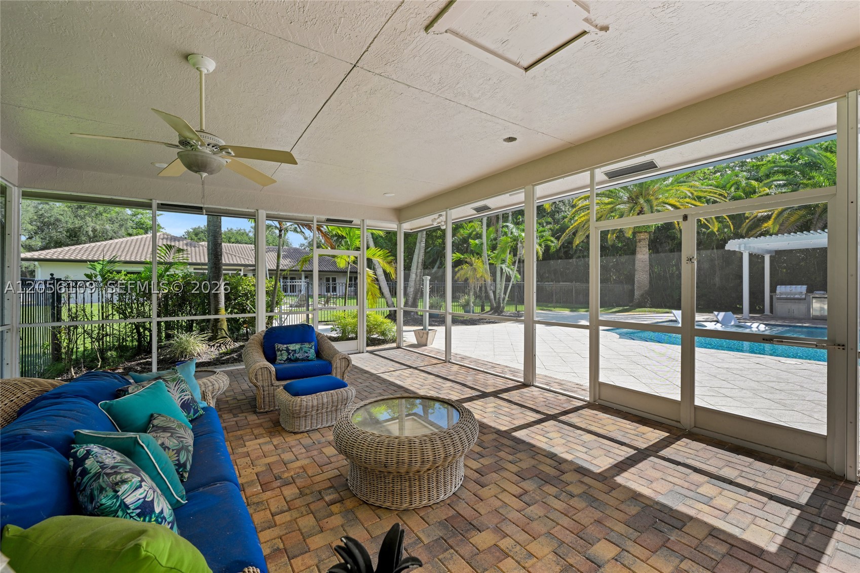 11070 SW 52nd Ct, Davie FL 33328