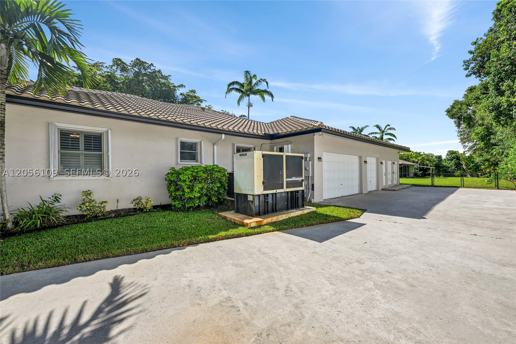 11070 SW 52nd Ct, Davie FL 33328