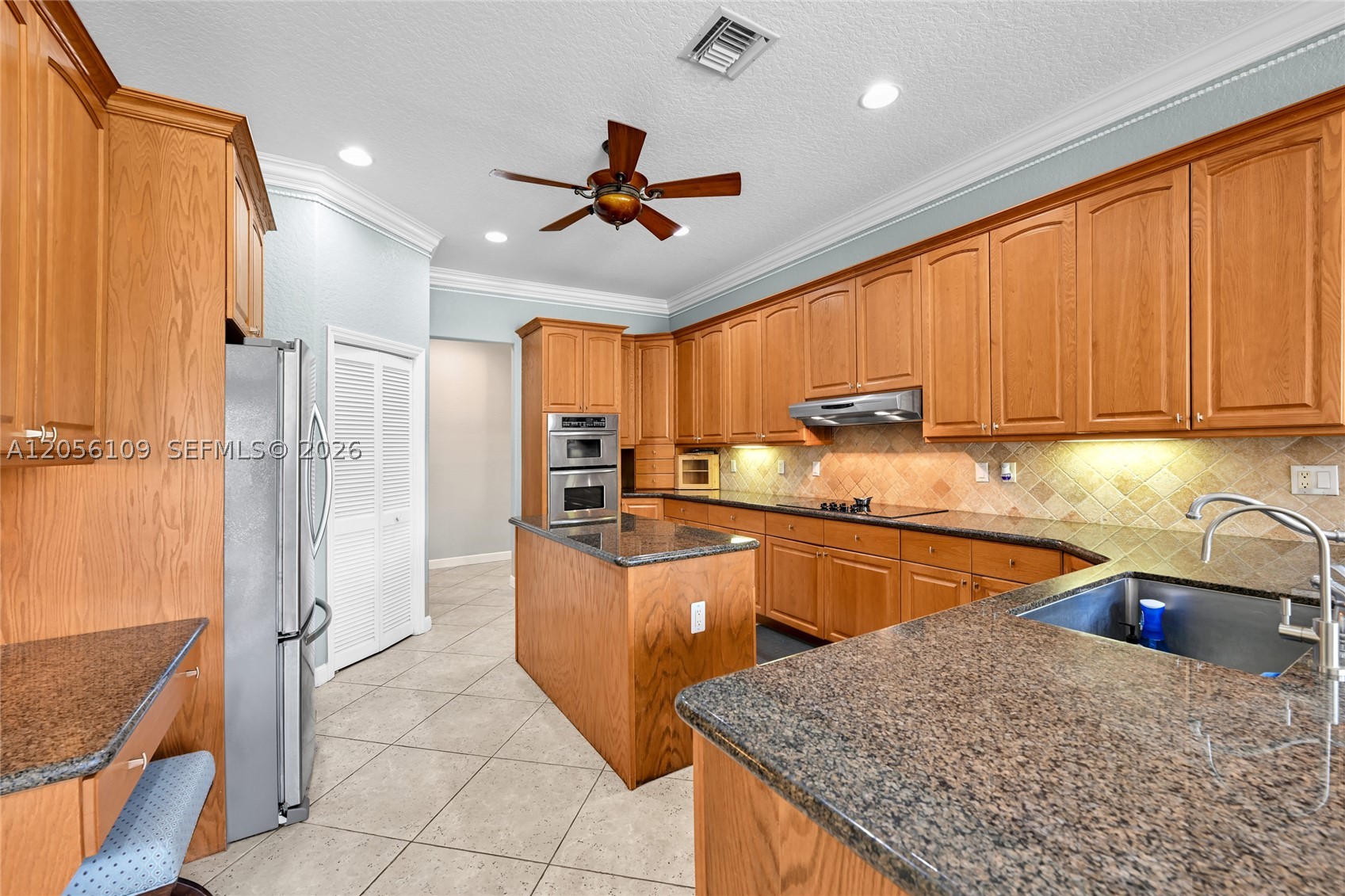 11070 SW 52nd Ct, Davie FL 33328