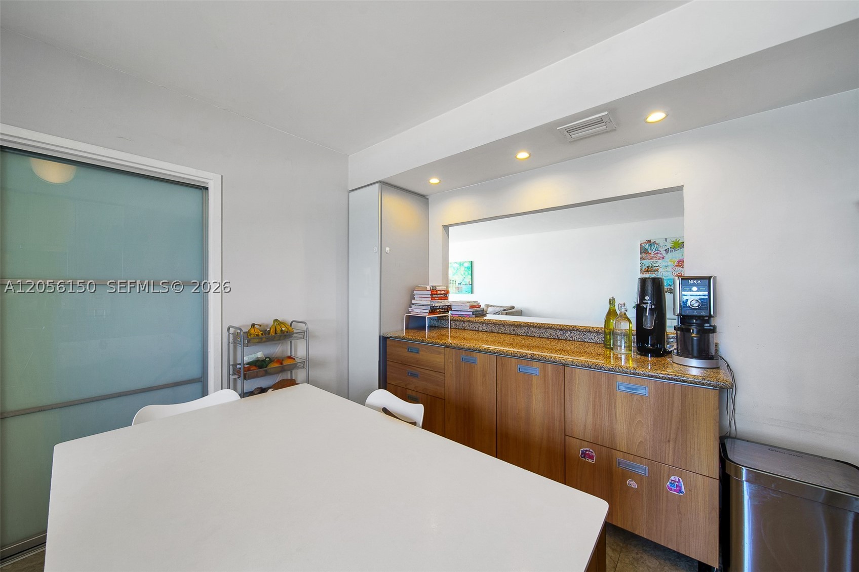 Miami Beach FL 33140 - A12056150