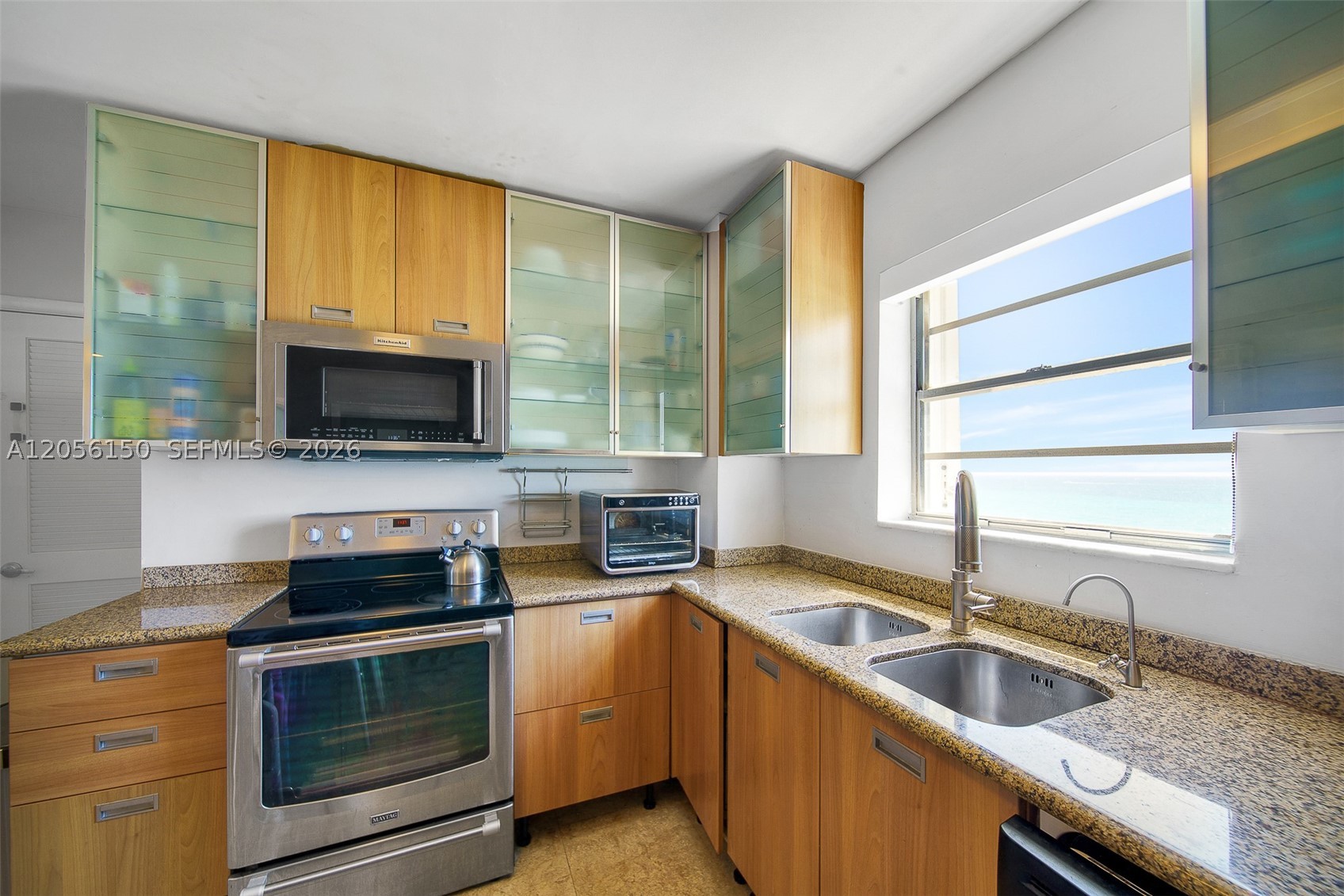 Miami Beach FL 33140 - A12056150