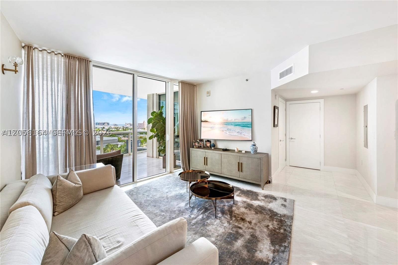 400 Alton Rd #1405, Miami Beach FL 33139