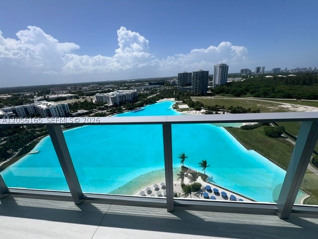 2411 Laguna circle #1509, Miami FL 33181