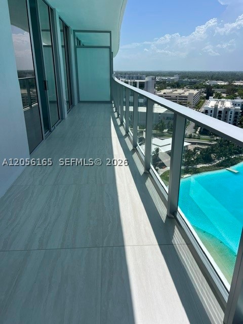 2411 Laguna circle #1509, Miami FL 33181