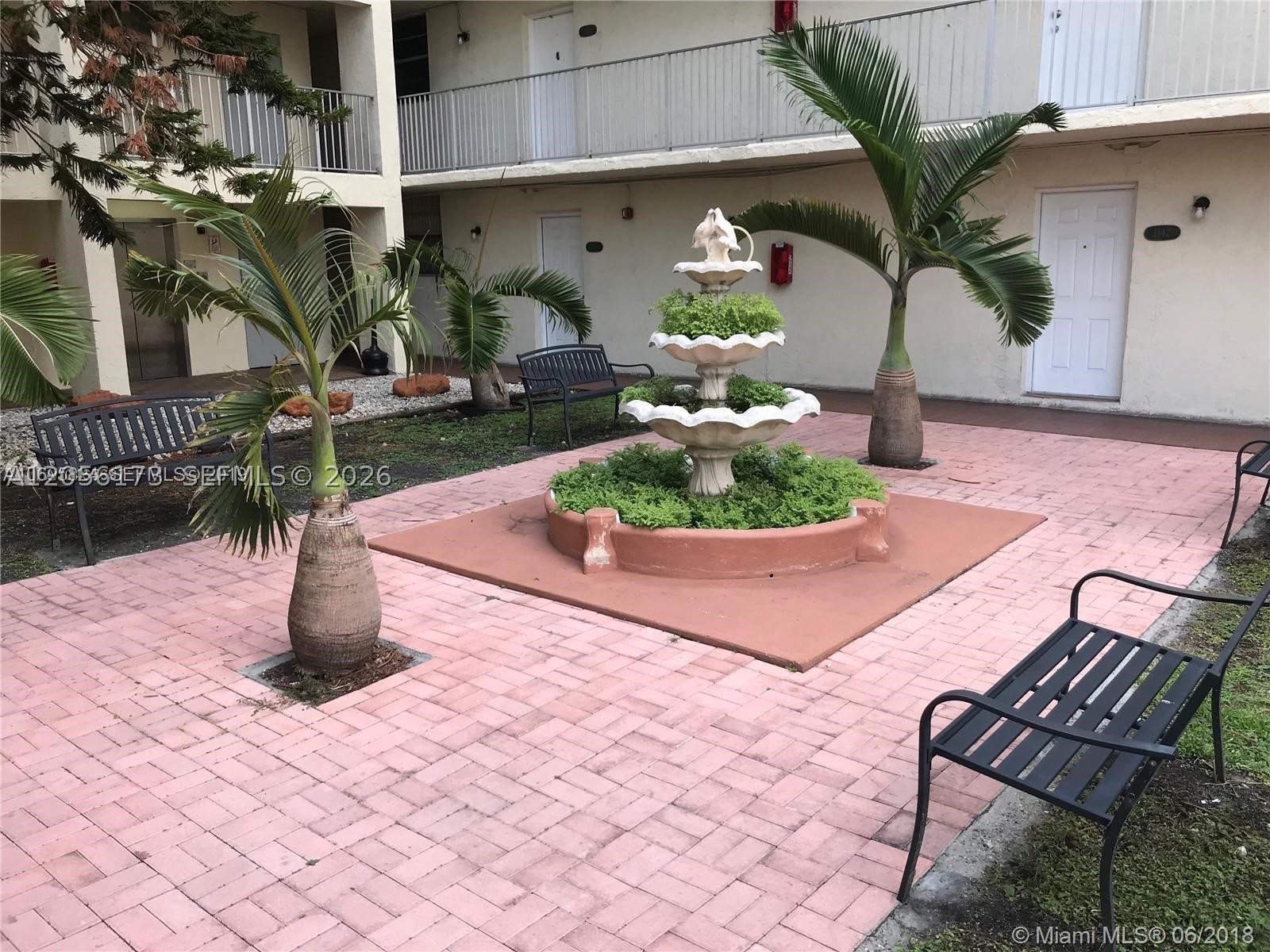 10000 NW 80th Ct #2456, Hialeah Gardens FL 33016