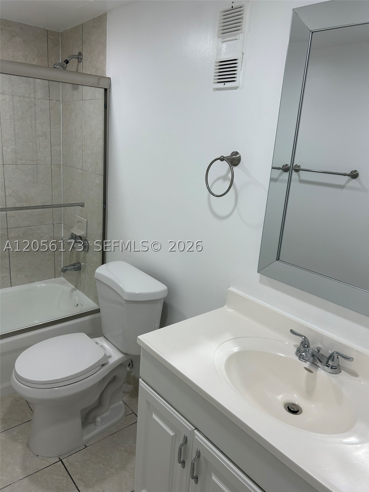 10000 NW 80th Ct #2456, Hialeah Gardens FL 33016