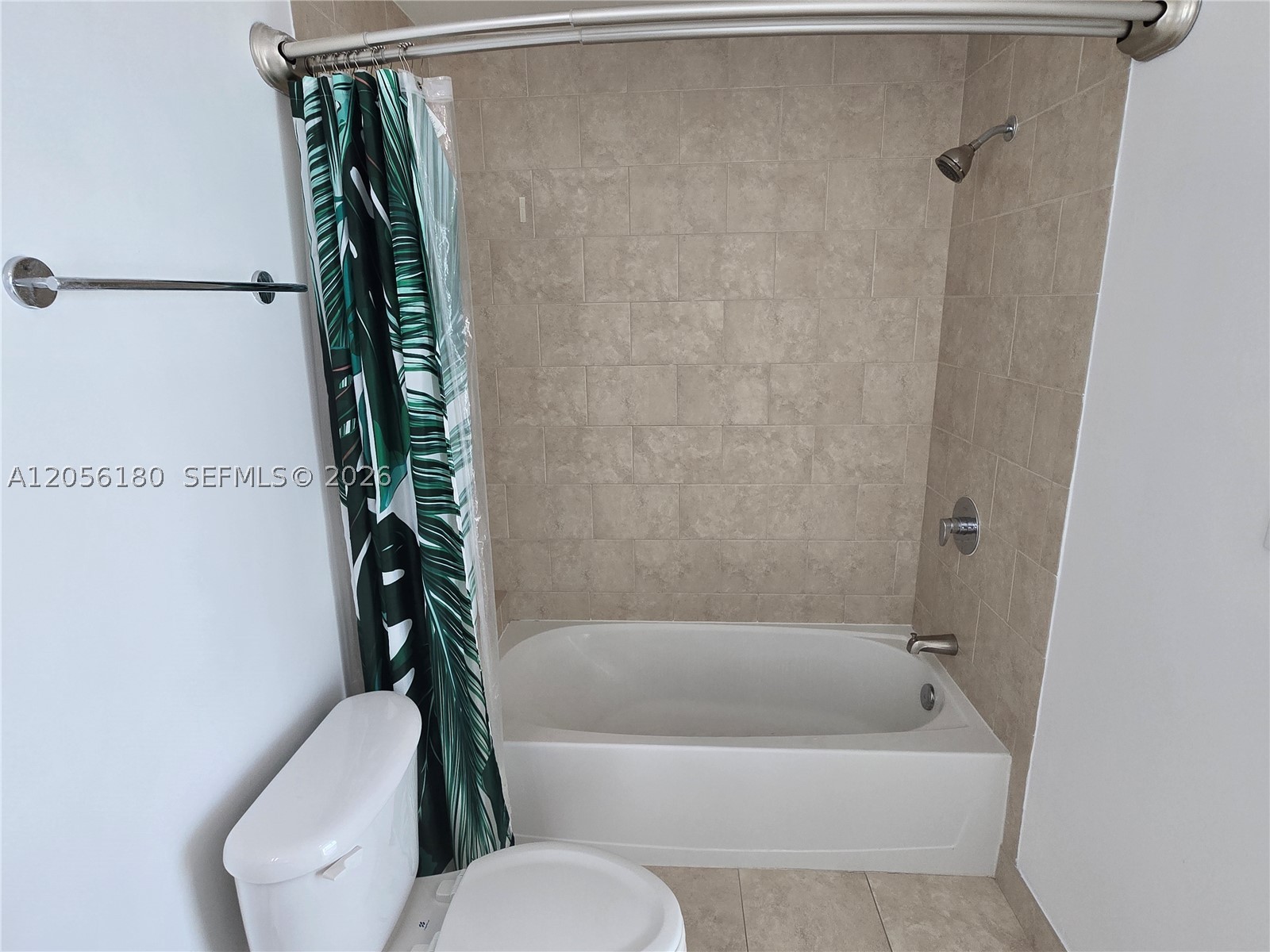 90 SW 3rd St #3006, Miami FL 33130