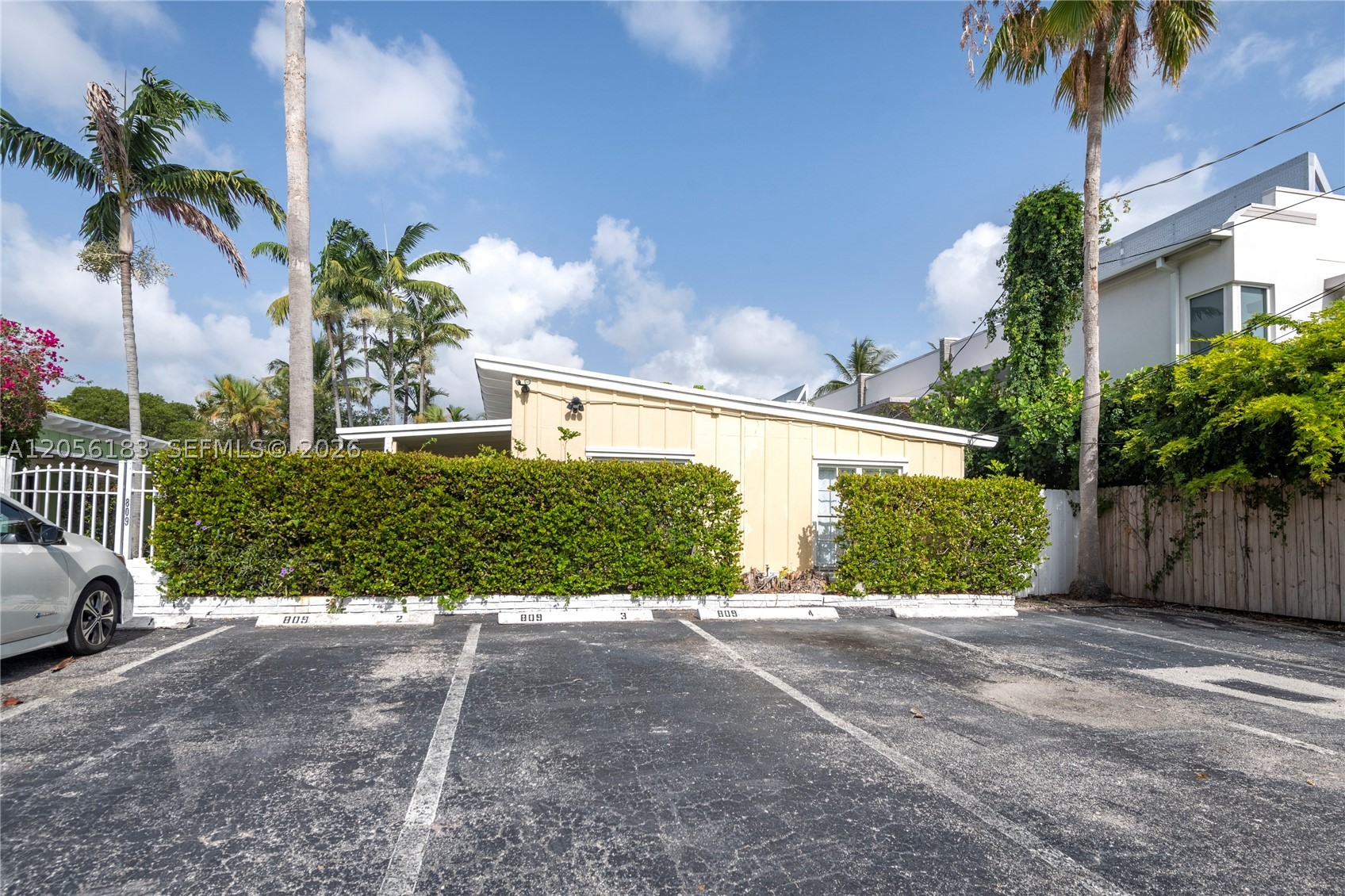 809 NE 17th Ave #4, Fort Lauderdale FL 33304