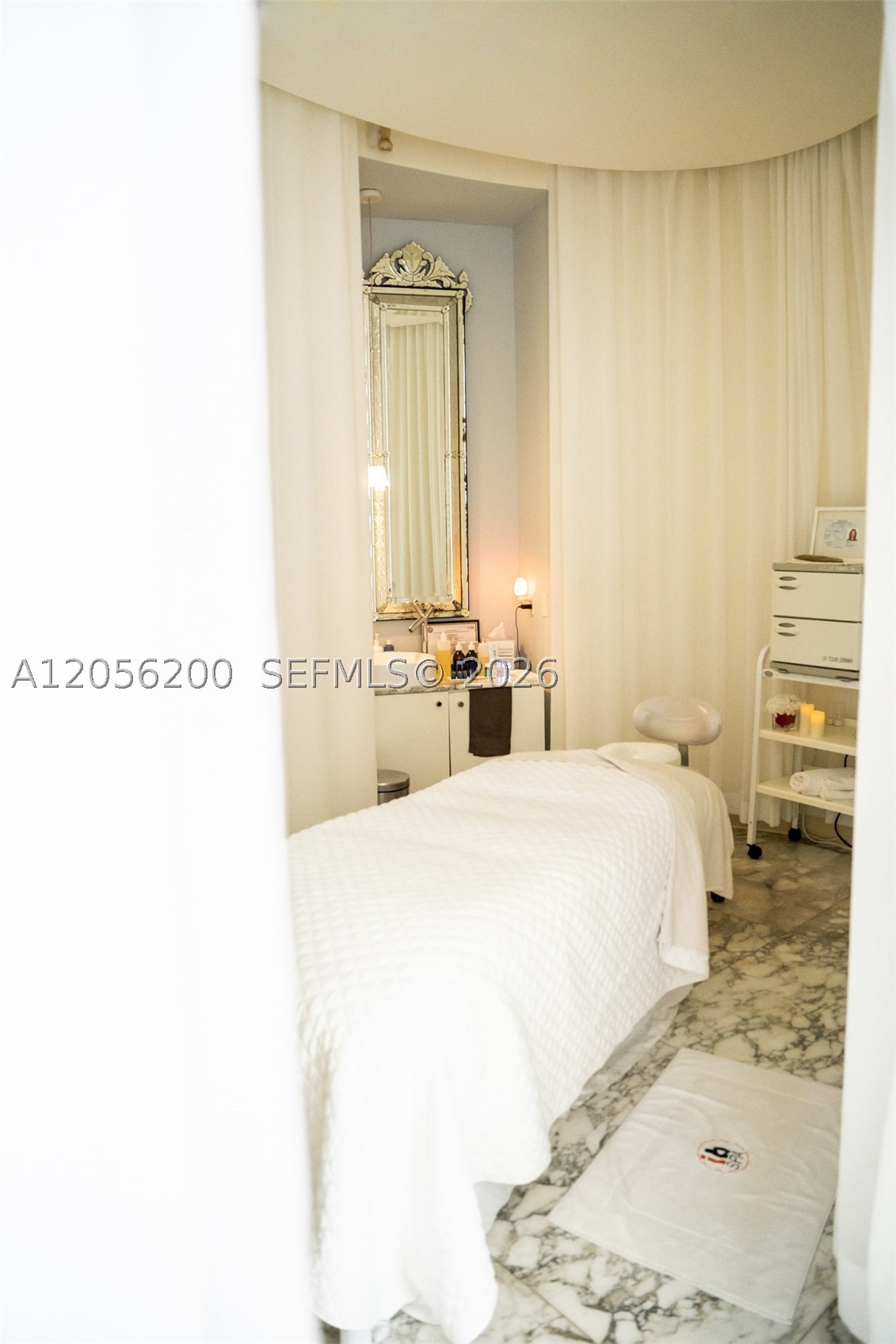 495 Brickell Ave #4205, Miami FL 33131
