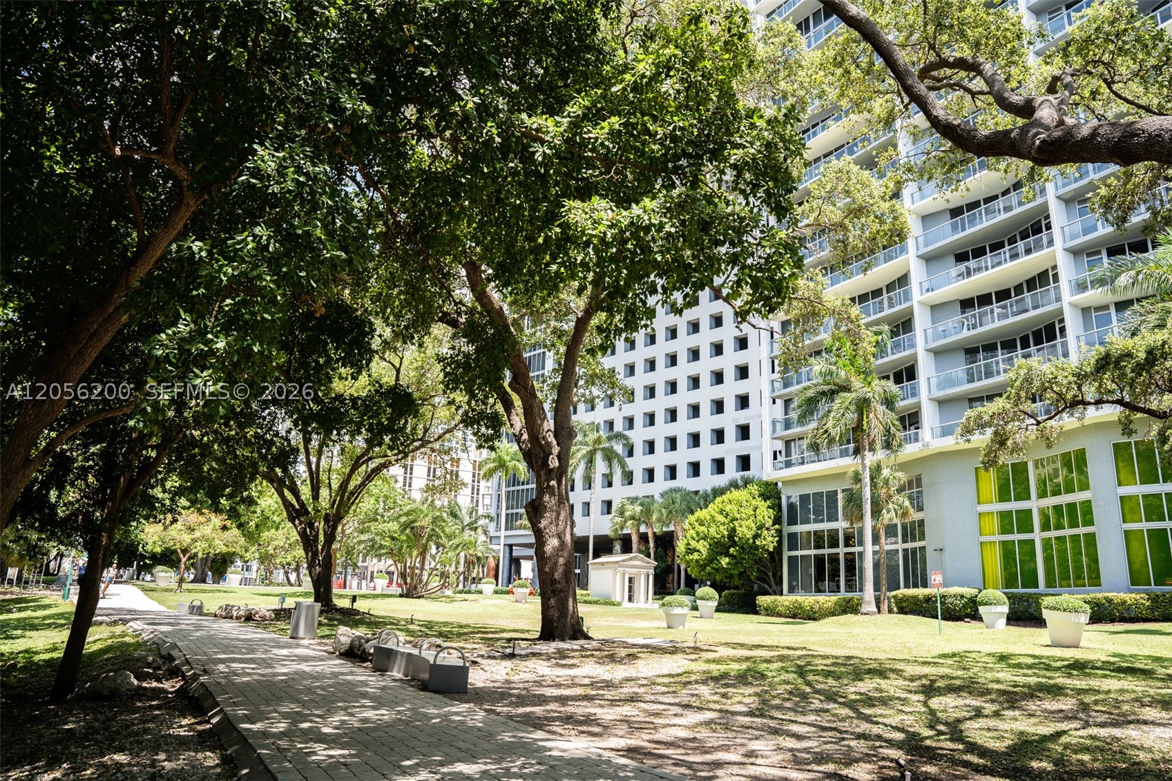 495 Brickell Ave #4205, Miami FL 33131