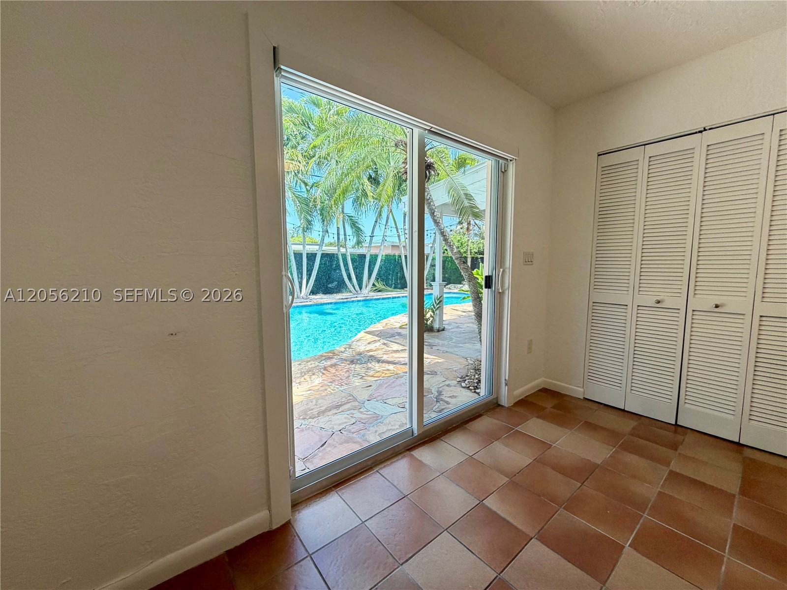 9340 Jamaica Dr, Cutler Bay FL 33189