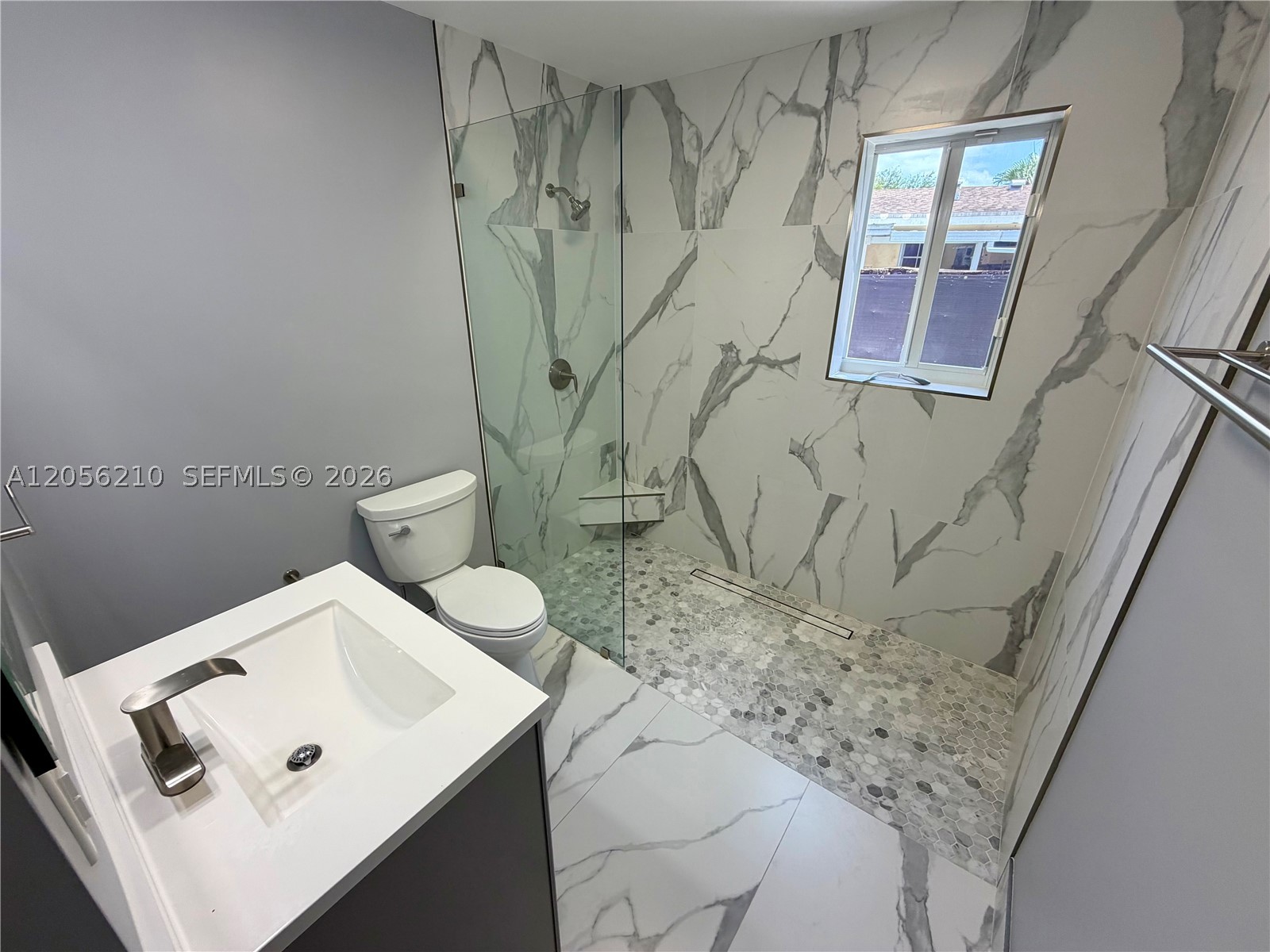 9340 Jamaica Dr, Cutler Bay FL 33189