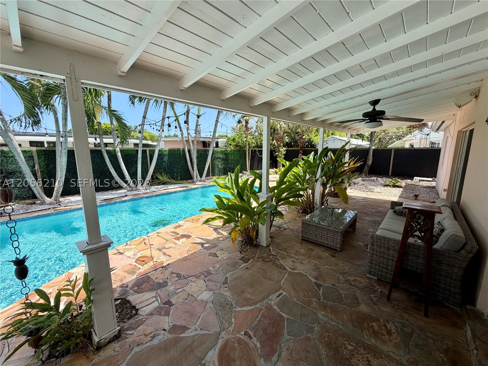 9340 Jamaica Dr, Cutler Bay FL 33189