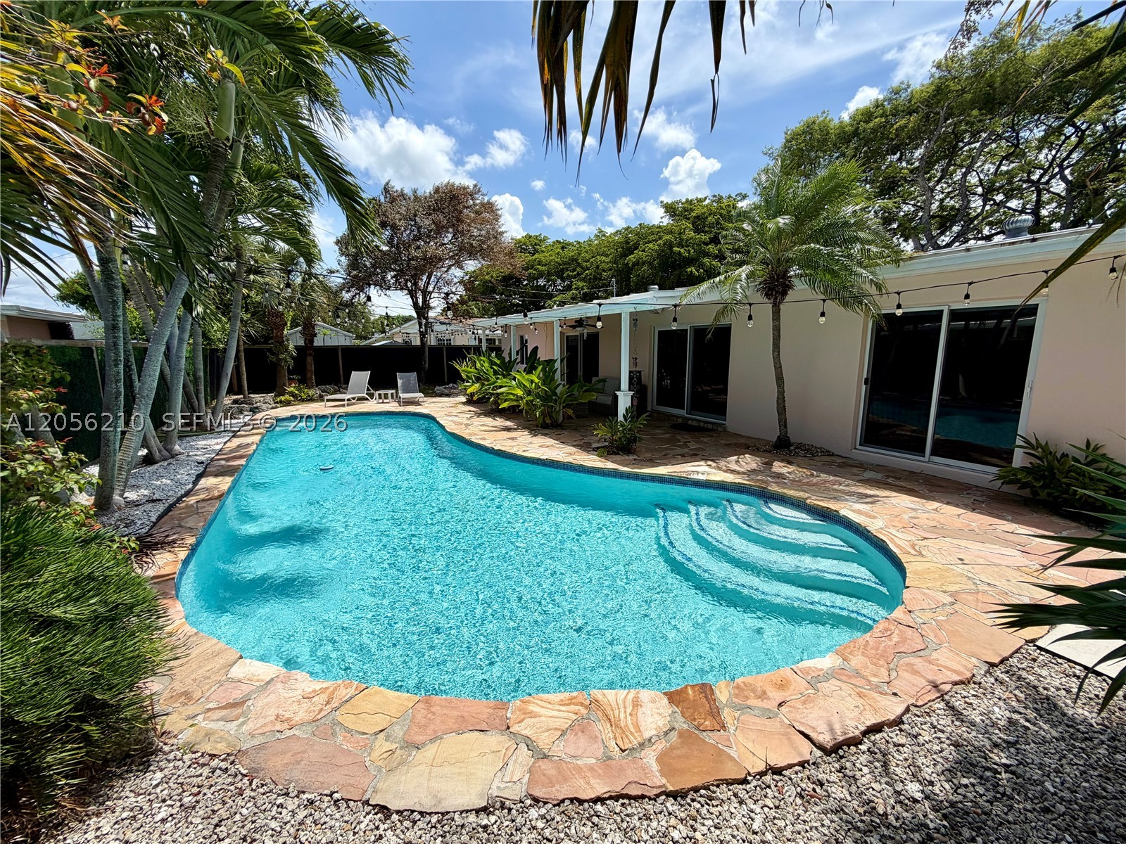 9340 Jamaica Dr, Cutler Bay FL 33189