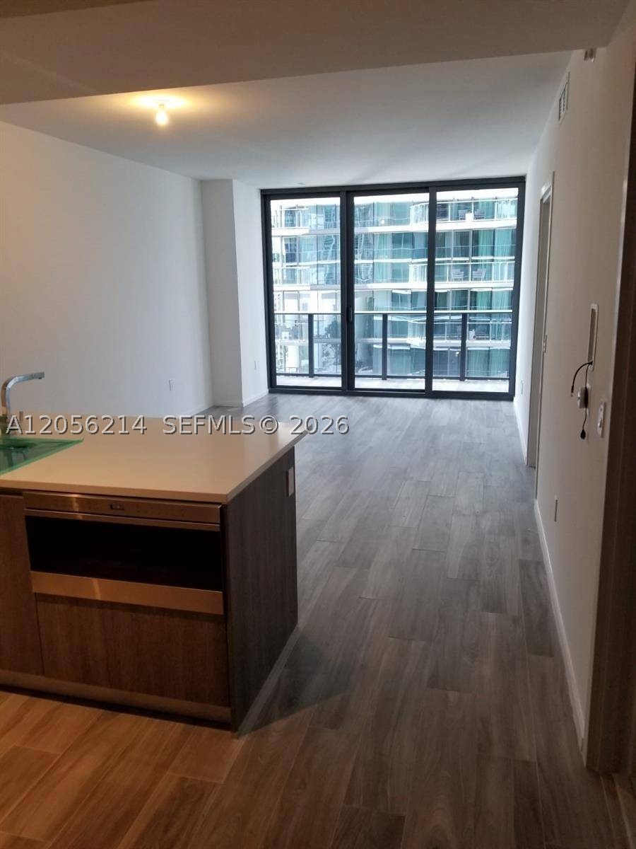 801 S Miami Ave #1207, Miami FL 33130