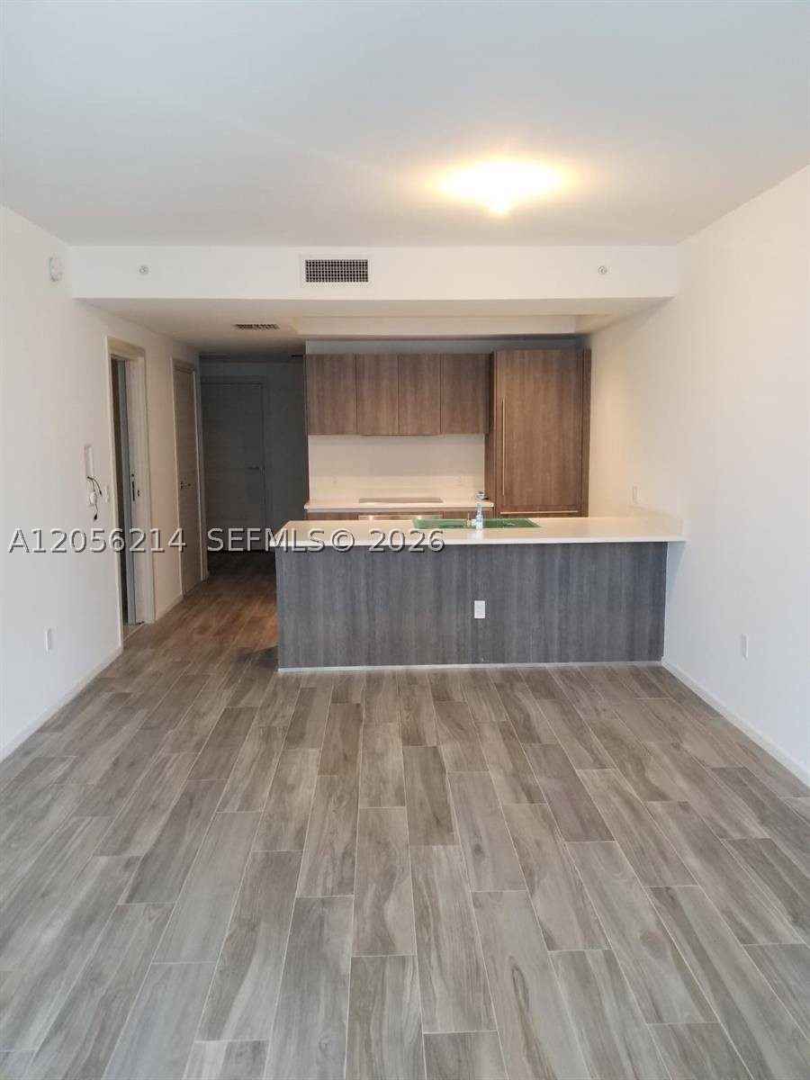 801 S Miami Ave #1207, Miami FL 33130