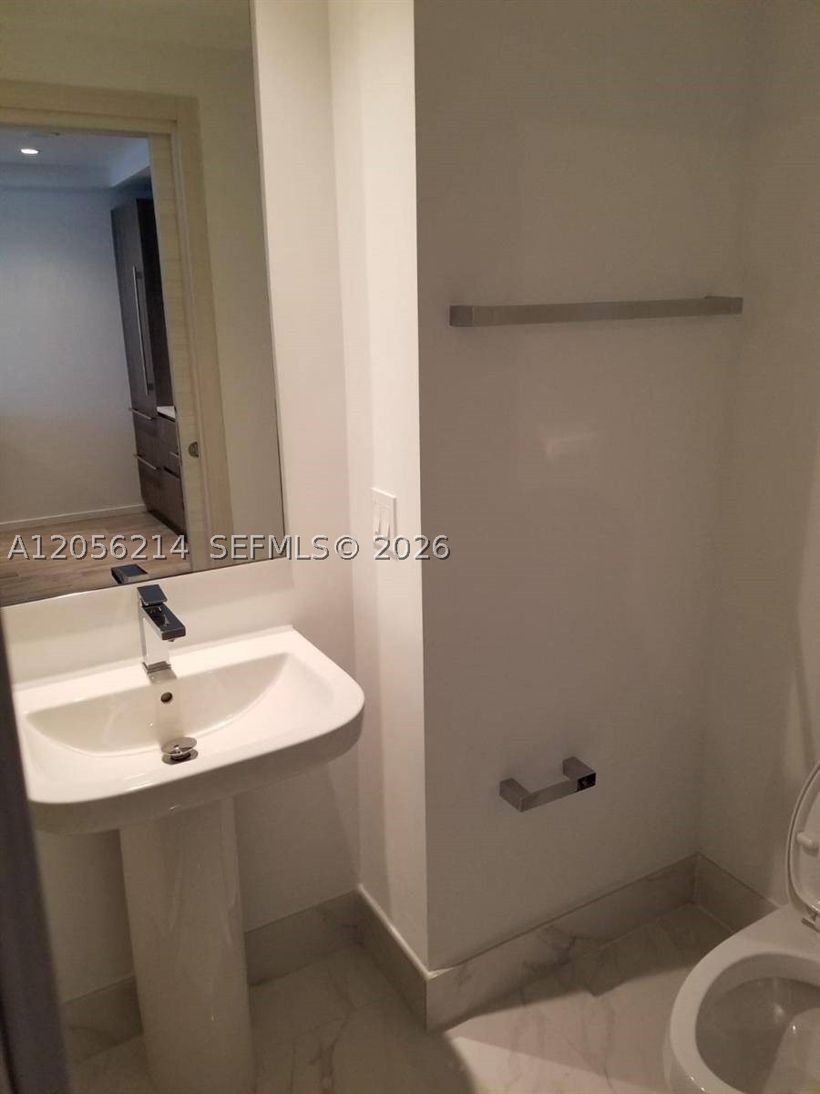 801 S Miami Ave #1207, Miami FL 33130