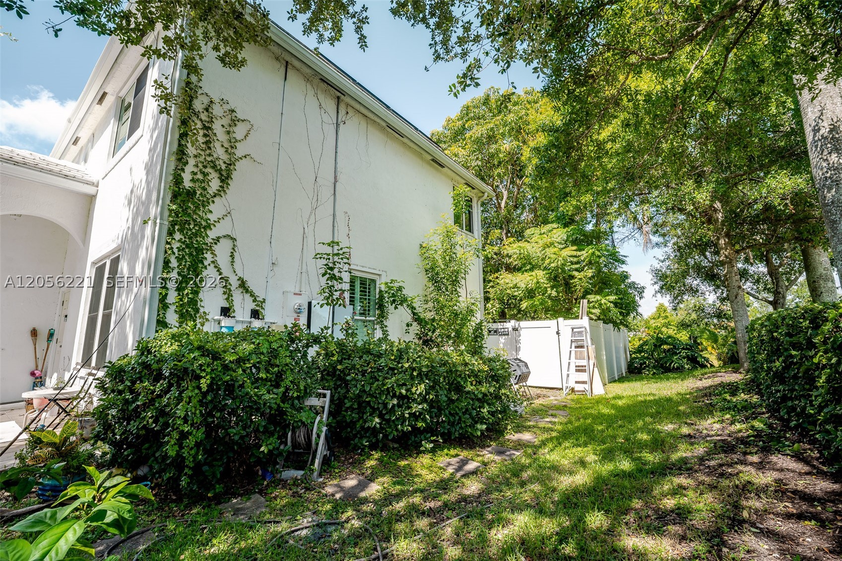 2209 NW 49th Ave, Coconut Creek FL 33063