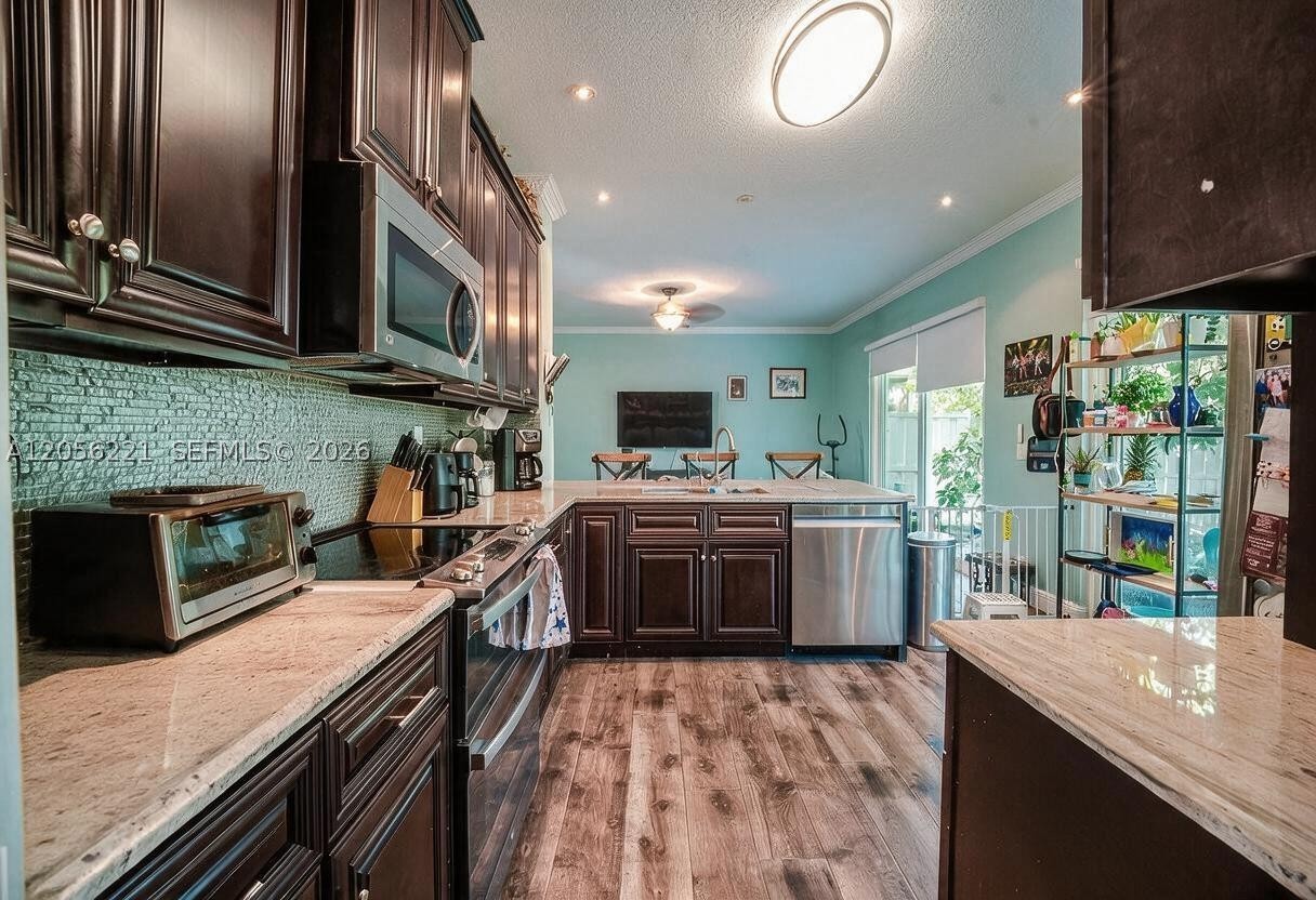 2209 NW 49th Ave, Coconut Creek FL 33063