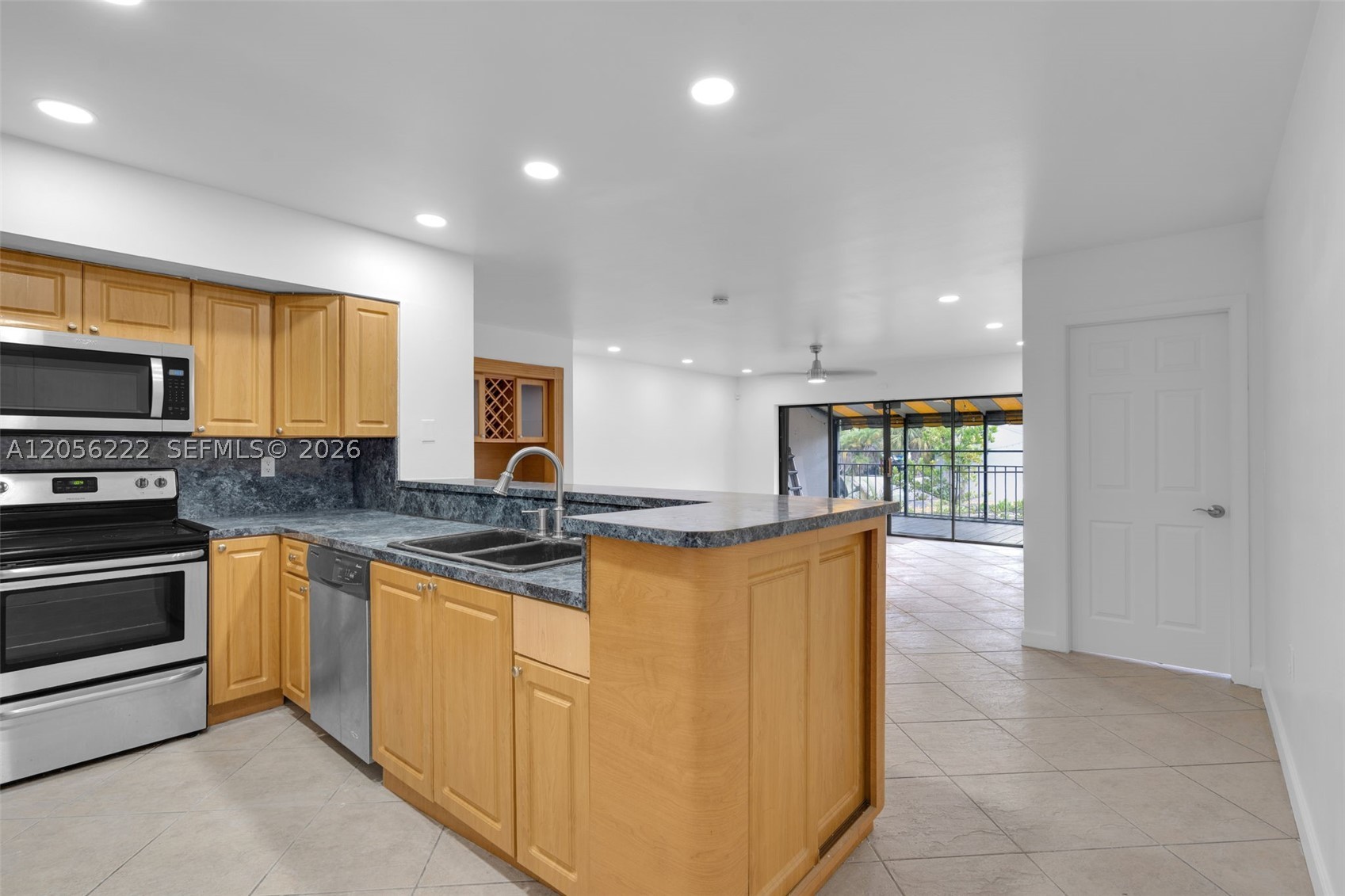 6433 Windmill Gate Rd #6433, Miami Lakes FL 33014