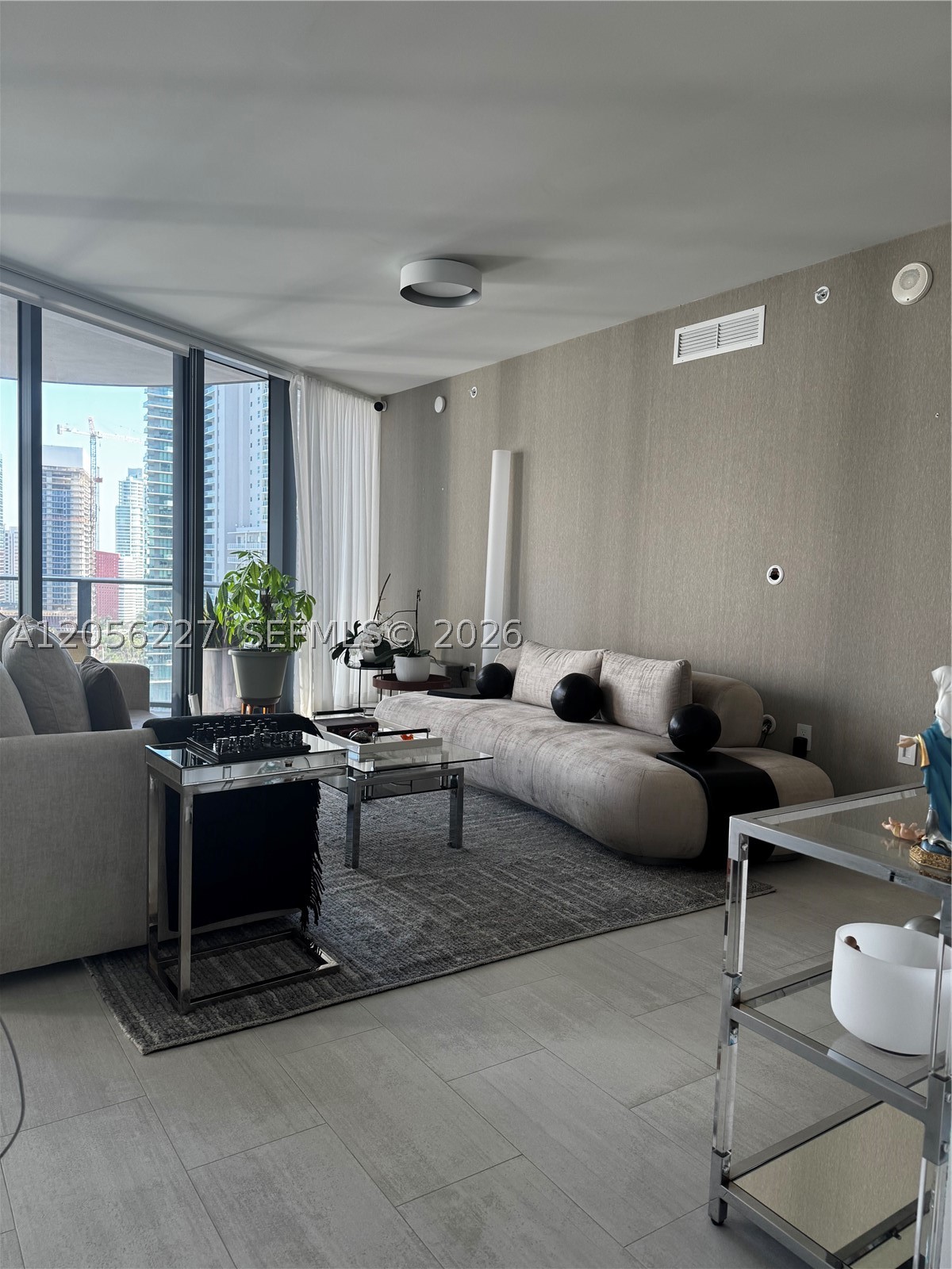 1000 Brickell Plaza #2301, Miami FL 33131