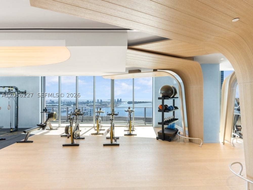 1000 Brickell Plaza #2301, Miami FL 33131