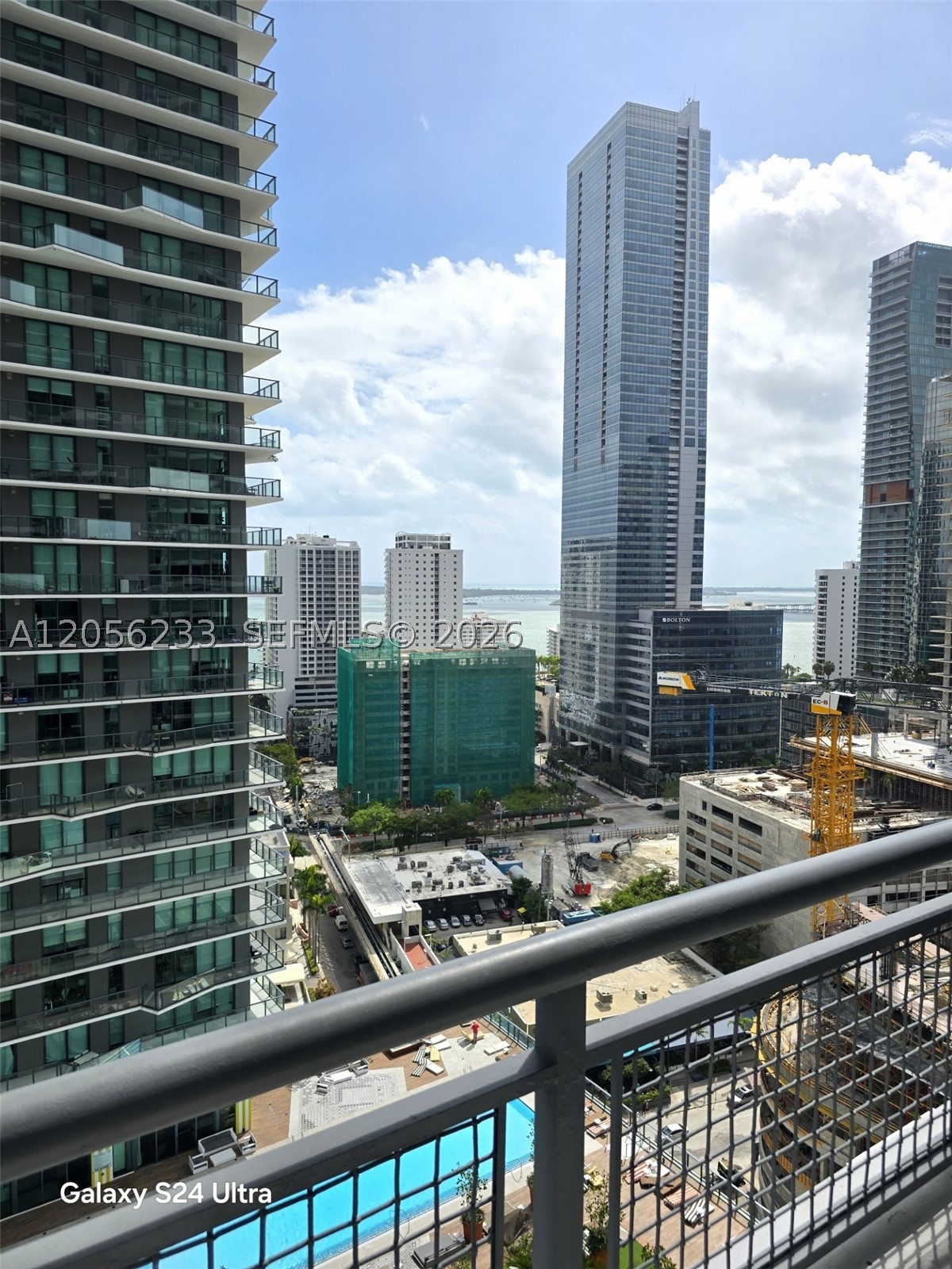 60 SW 13th St #2810, Miami FL 33130