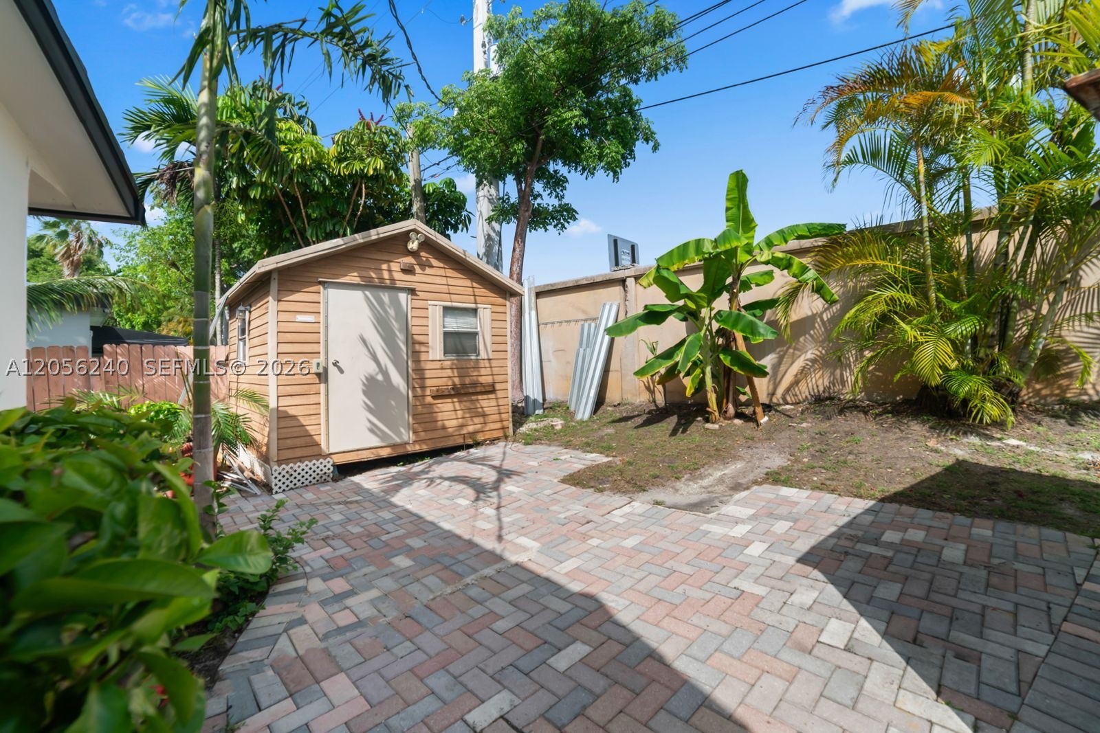930 NE 182nd Ter, North Miami Beach FL 33162