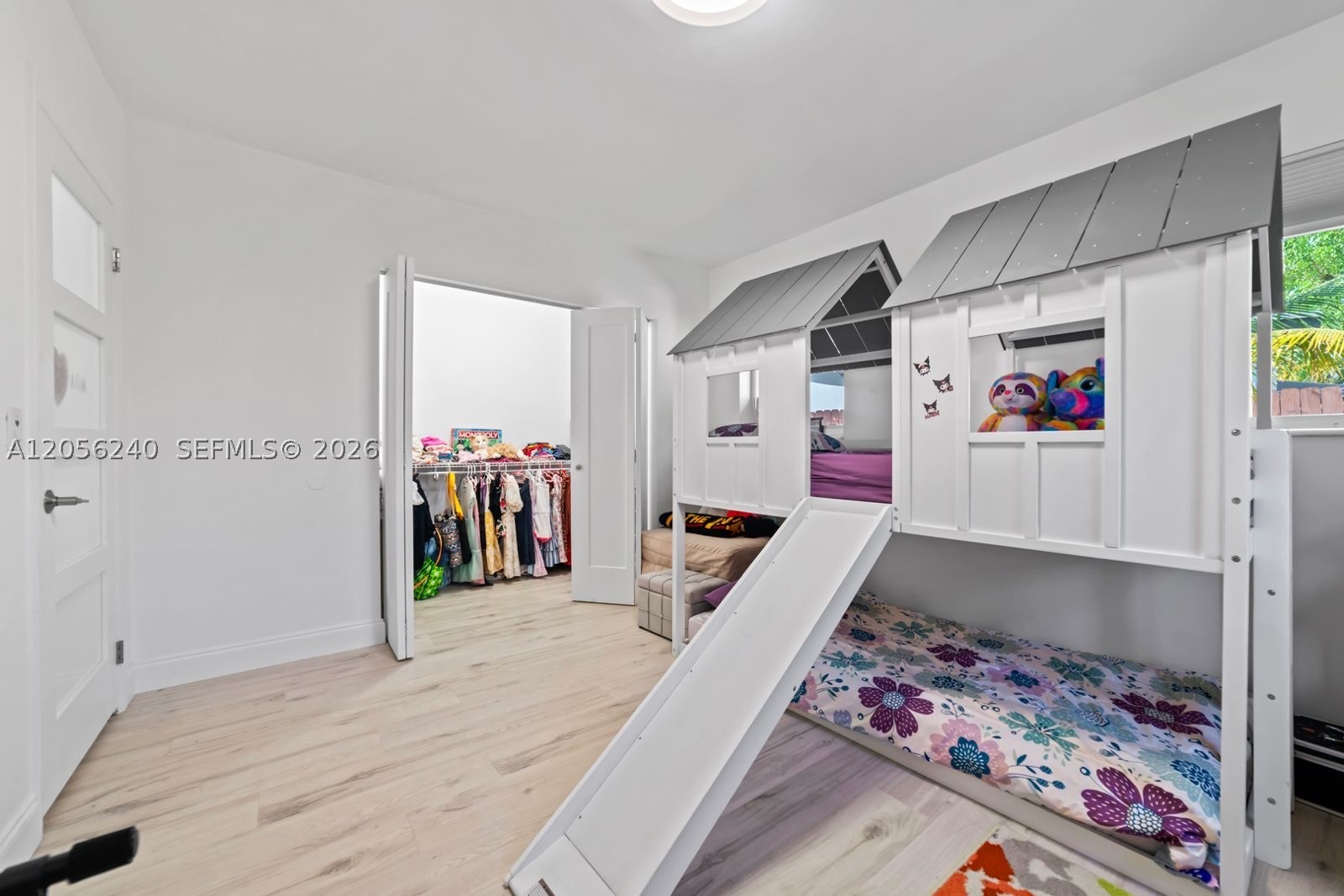 930 NE 182nd Ter, North Miami Beach FL 33162