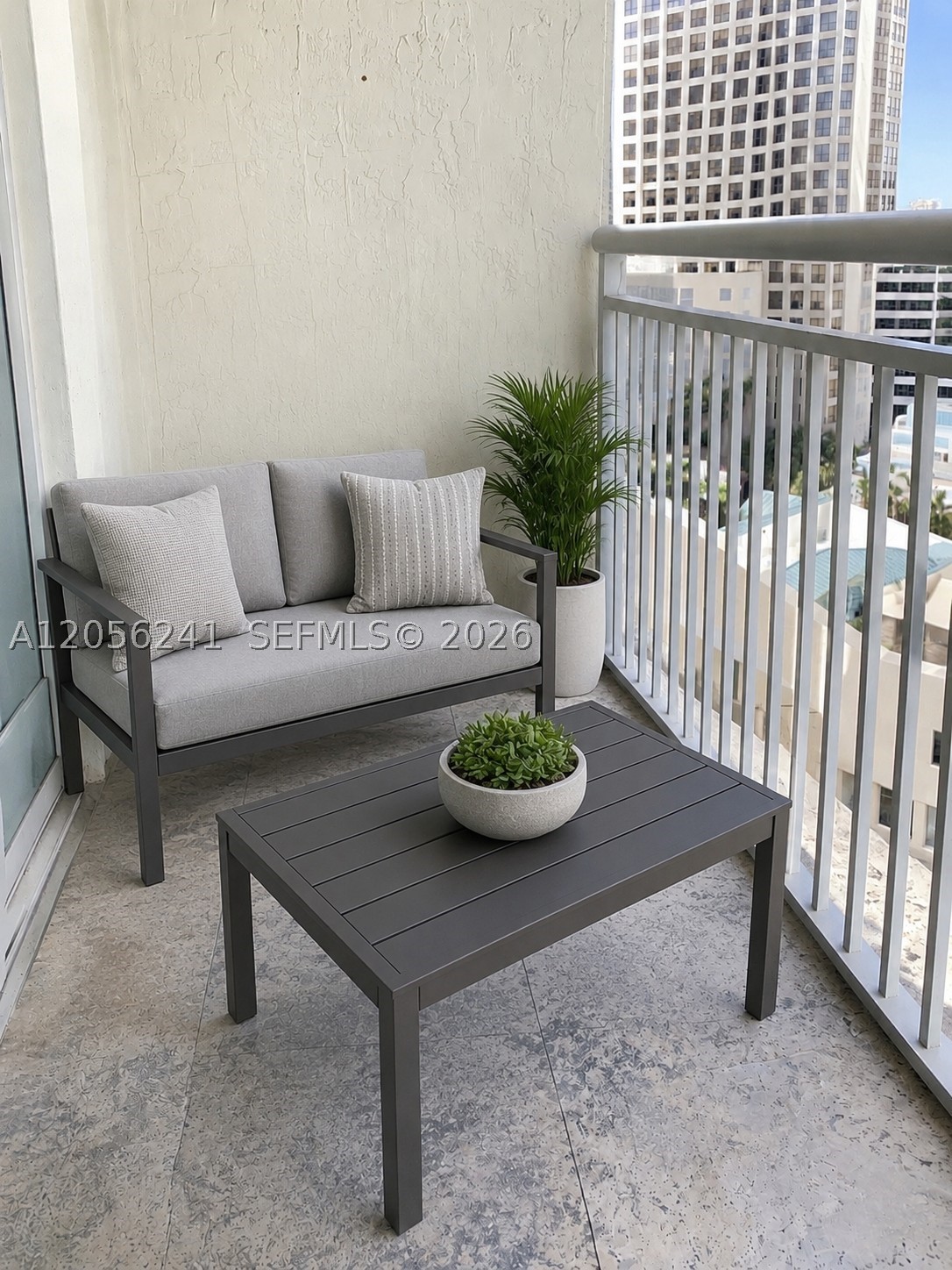 9055 SW 73rd Ct #910, Miami FL 33156