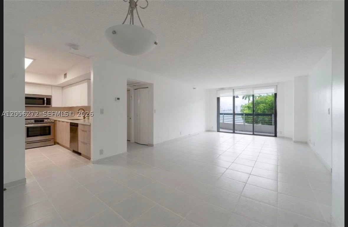 19101 NE 36th Ct #304, Aventura FL 33180