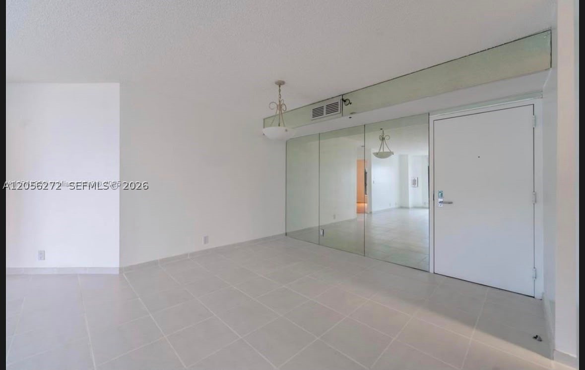 19101 NE 36th Ct #304, Aventura FL 33180