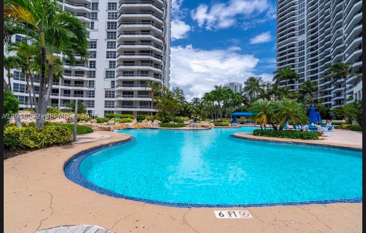 19101 NE 36th Ct #304, Aventura FL 33180