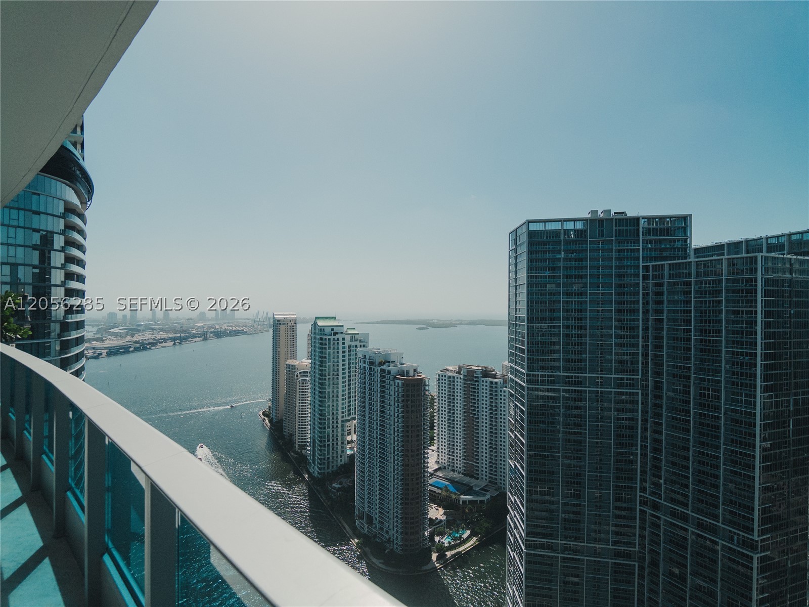 200 Biscayne Boulevard Way #5104, Miami FL 33131