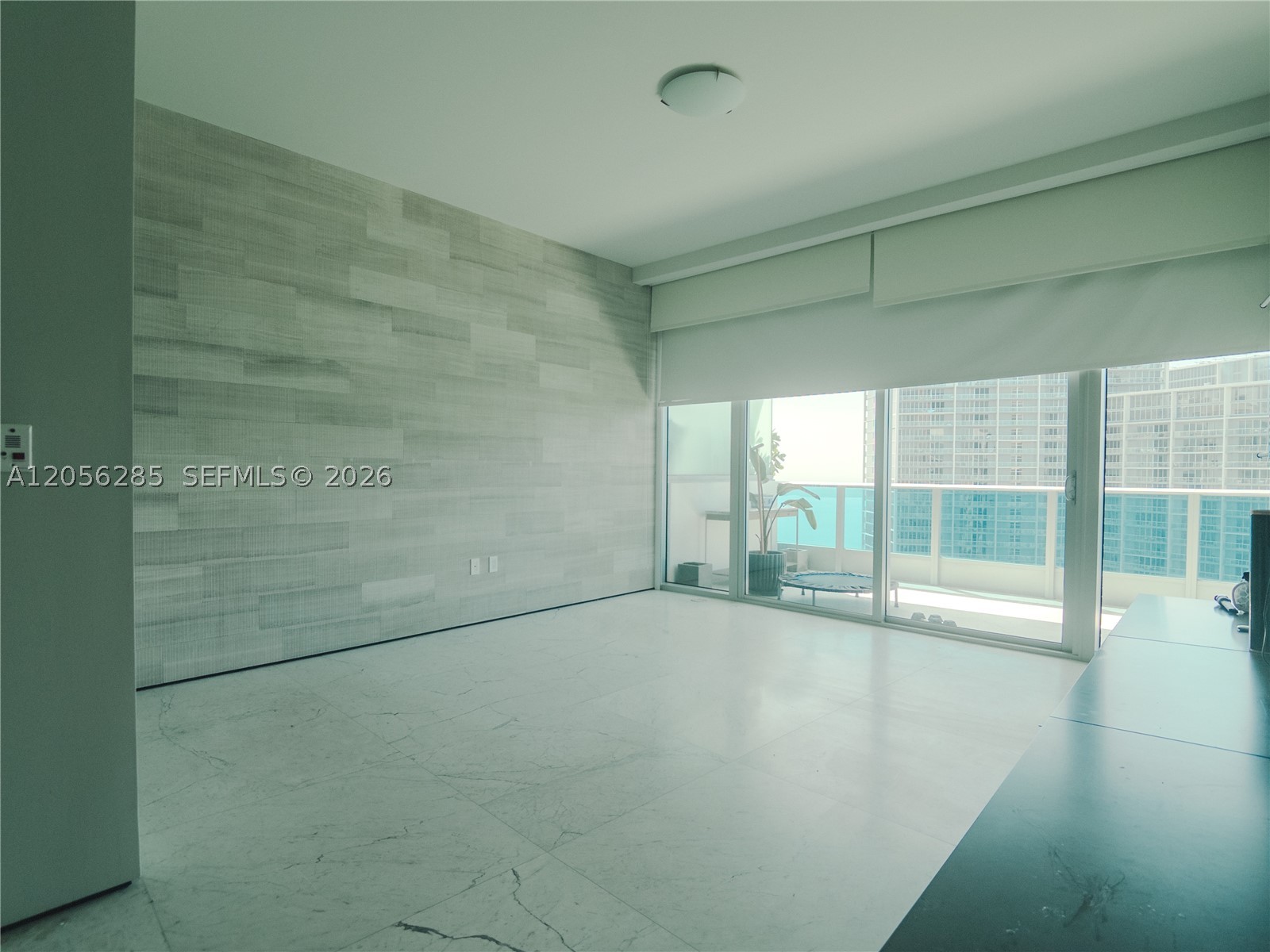 200 Biscayne Boulevard Way #5104, Miami FL 33131