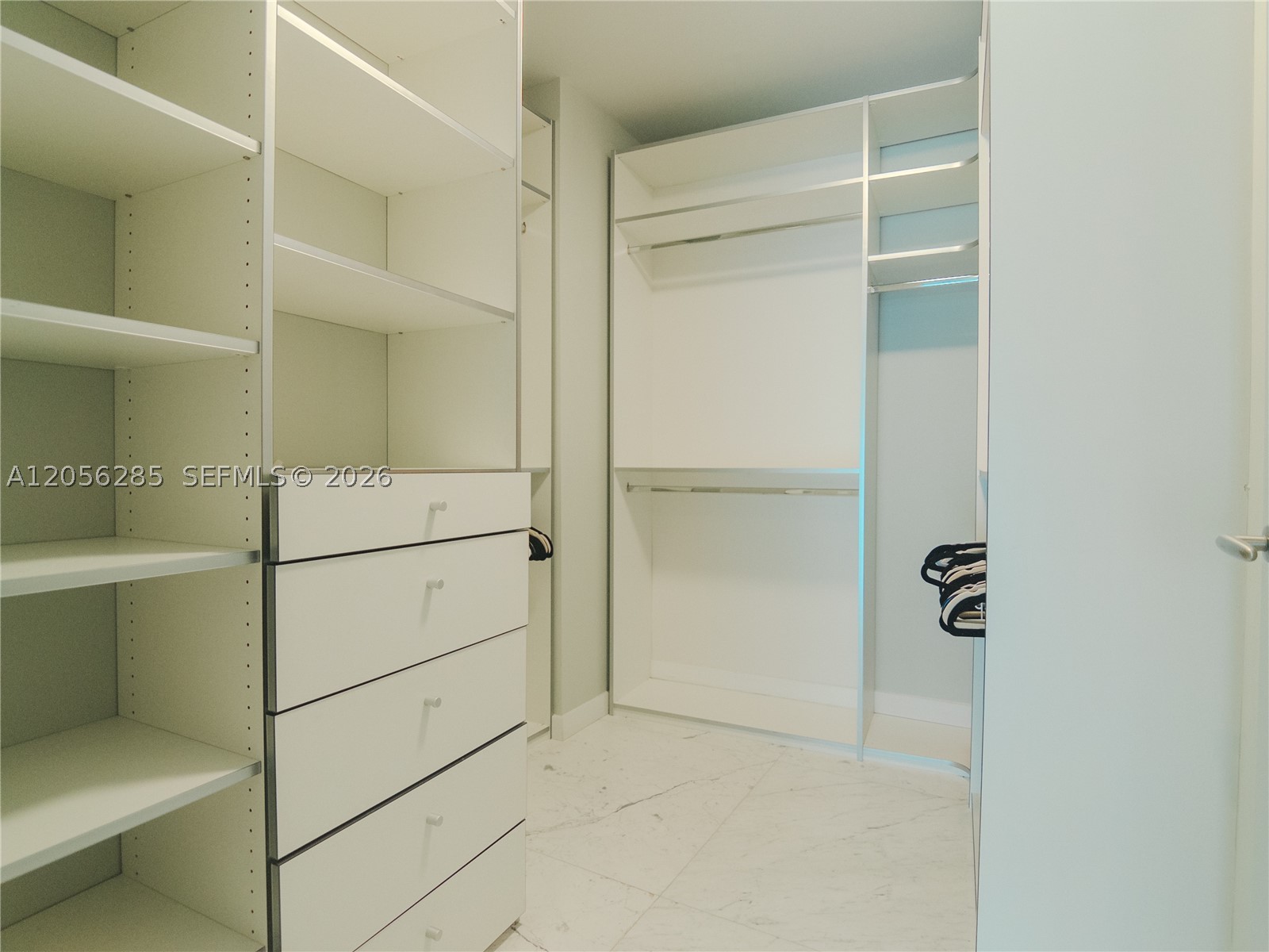 200 Biscayne Boulevard Way #5104, Miami FL 33131