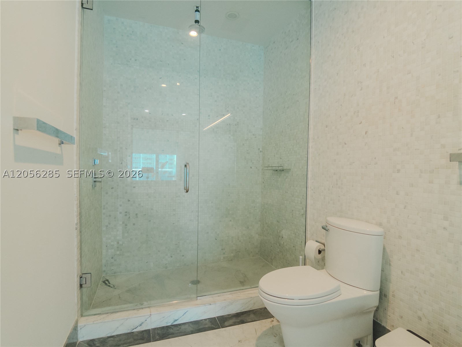200 Biscayne Boulevard Way #5104, Miami FL 33131