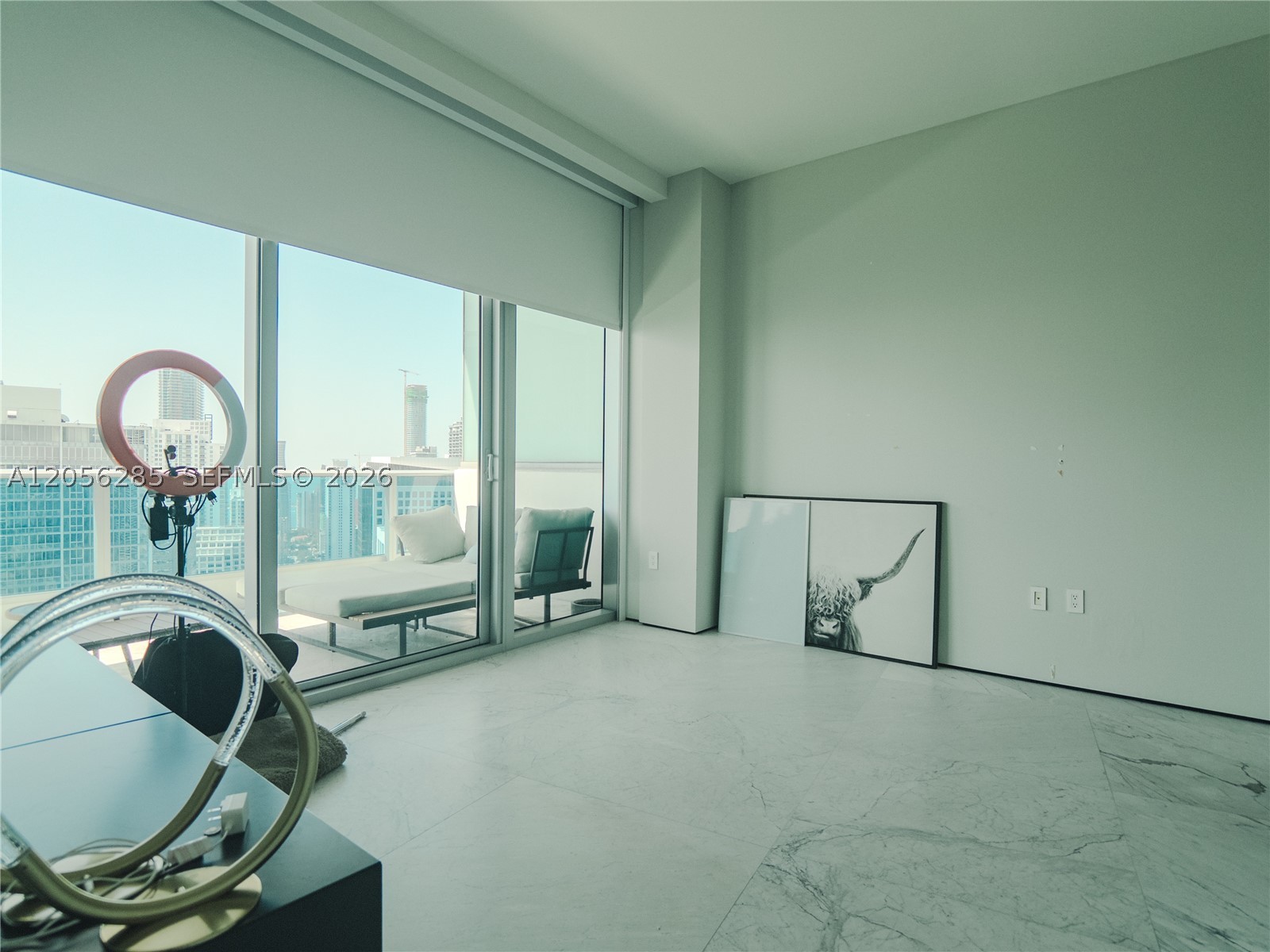 200 Biscayne Boulevard Way #5104, Miami FL 33131