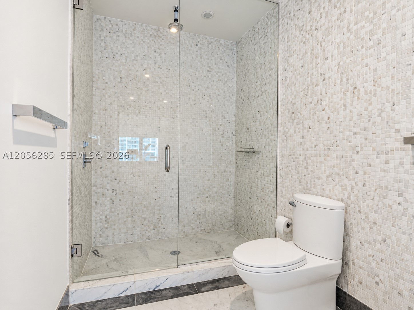 200 Biscayne Boulevard Way #5104, Miami FL 33131