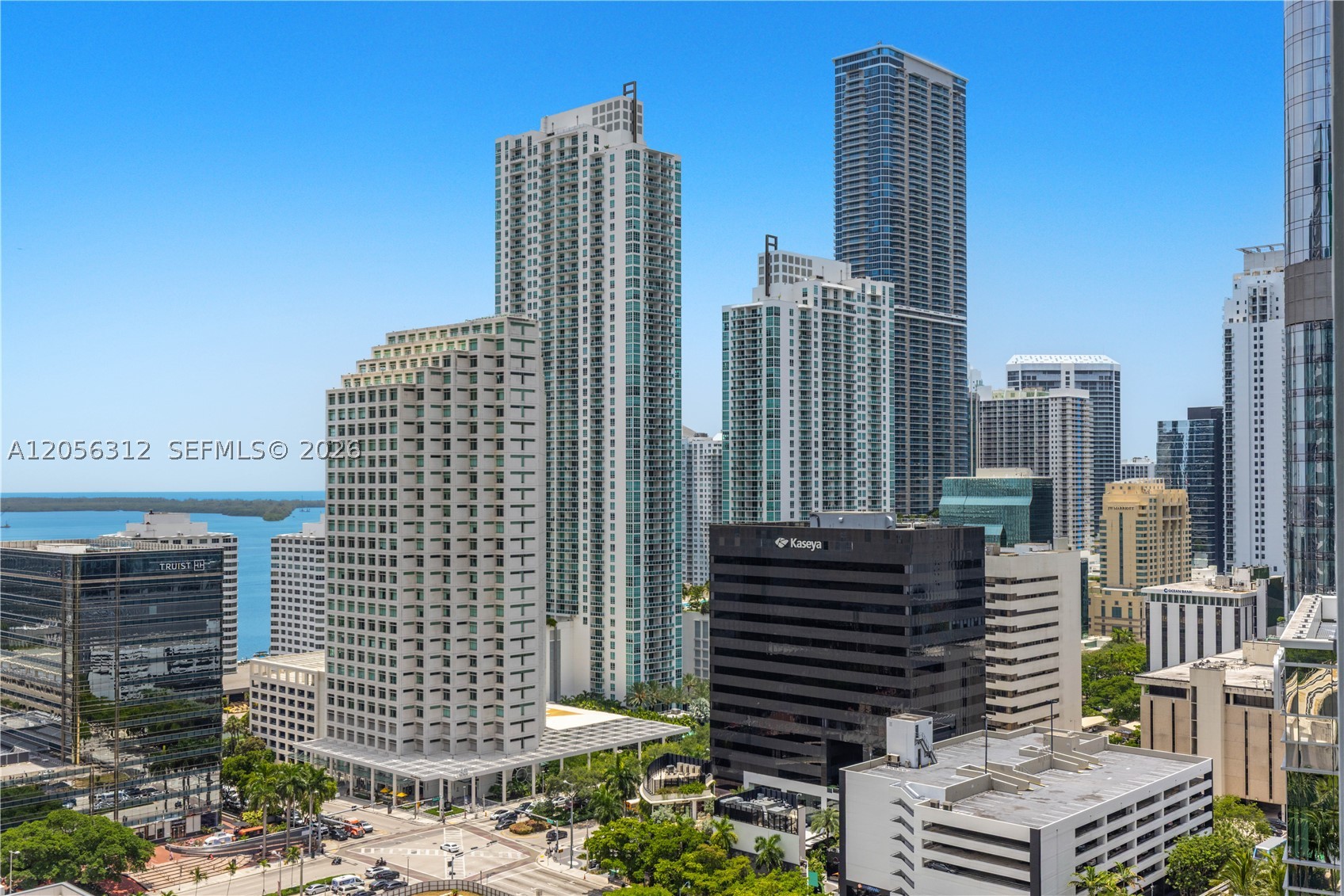 68 SE 6th St #1907, Miami FL 33131