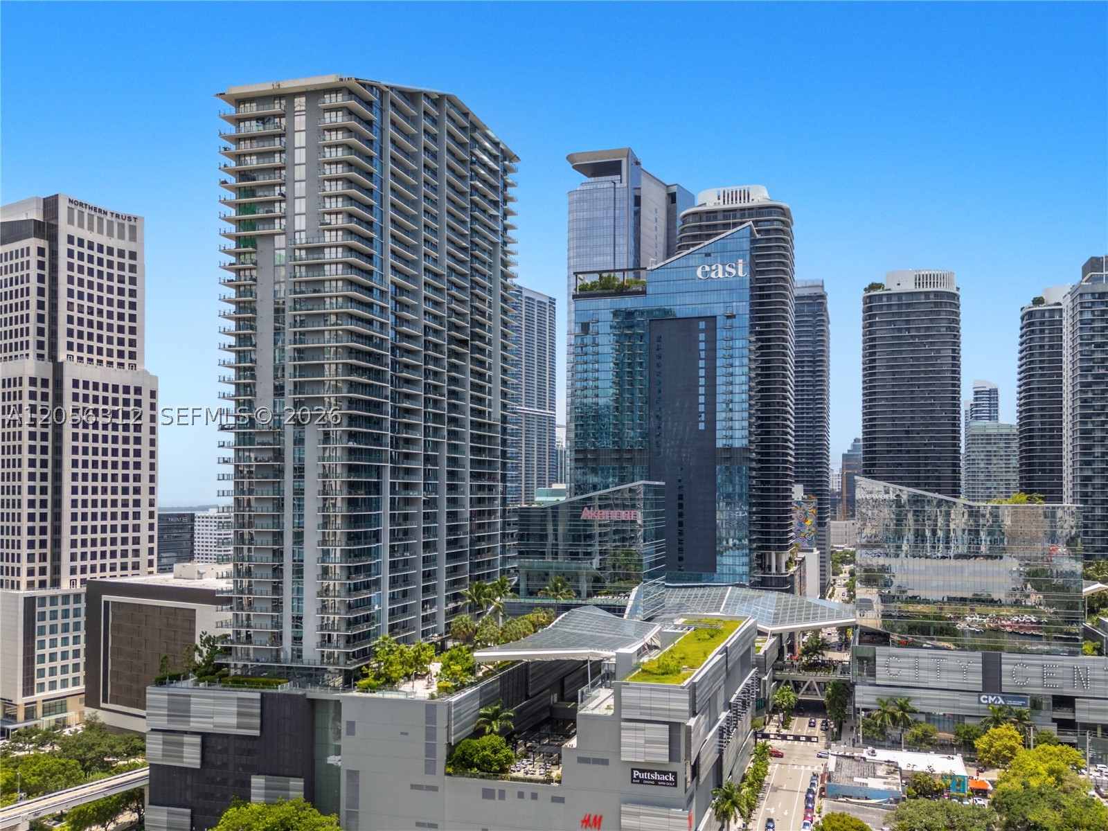 68 SE 6th St #1907, Miami FL 33131