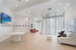 350 S Miami Ave #3612, Miami FL 33130
