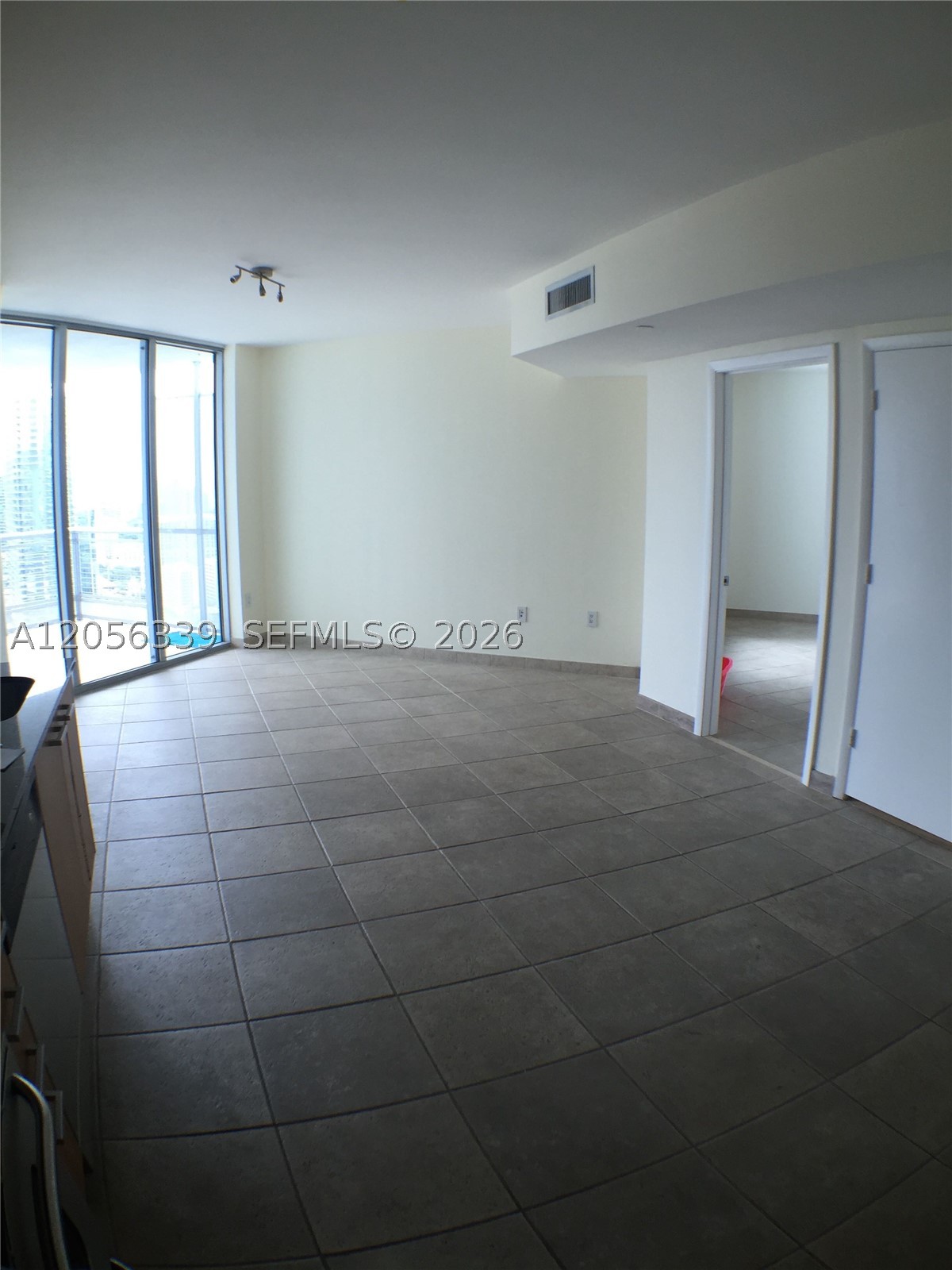 350 S Miami Ave #3612, Miami FL 33130