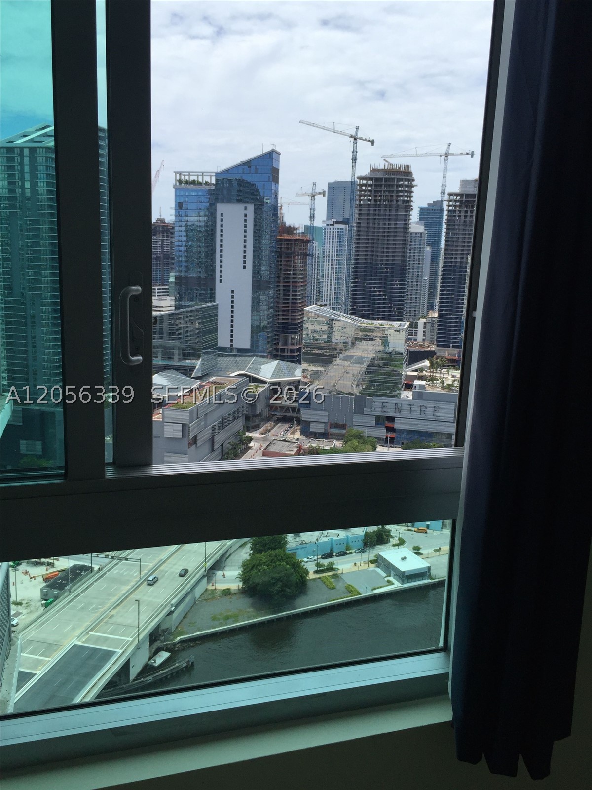 350 S Miami Ave #3612, Miami FL 33130