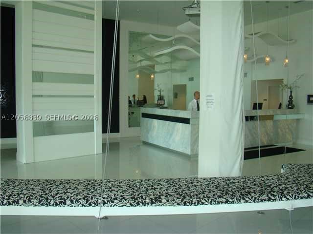 350 S Miami Ave #3612, Miami FL 33130