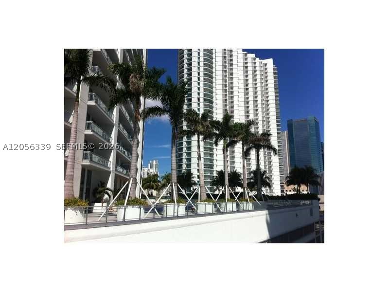 350 S Miami Ave #3612, Miami FL 33130